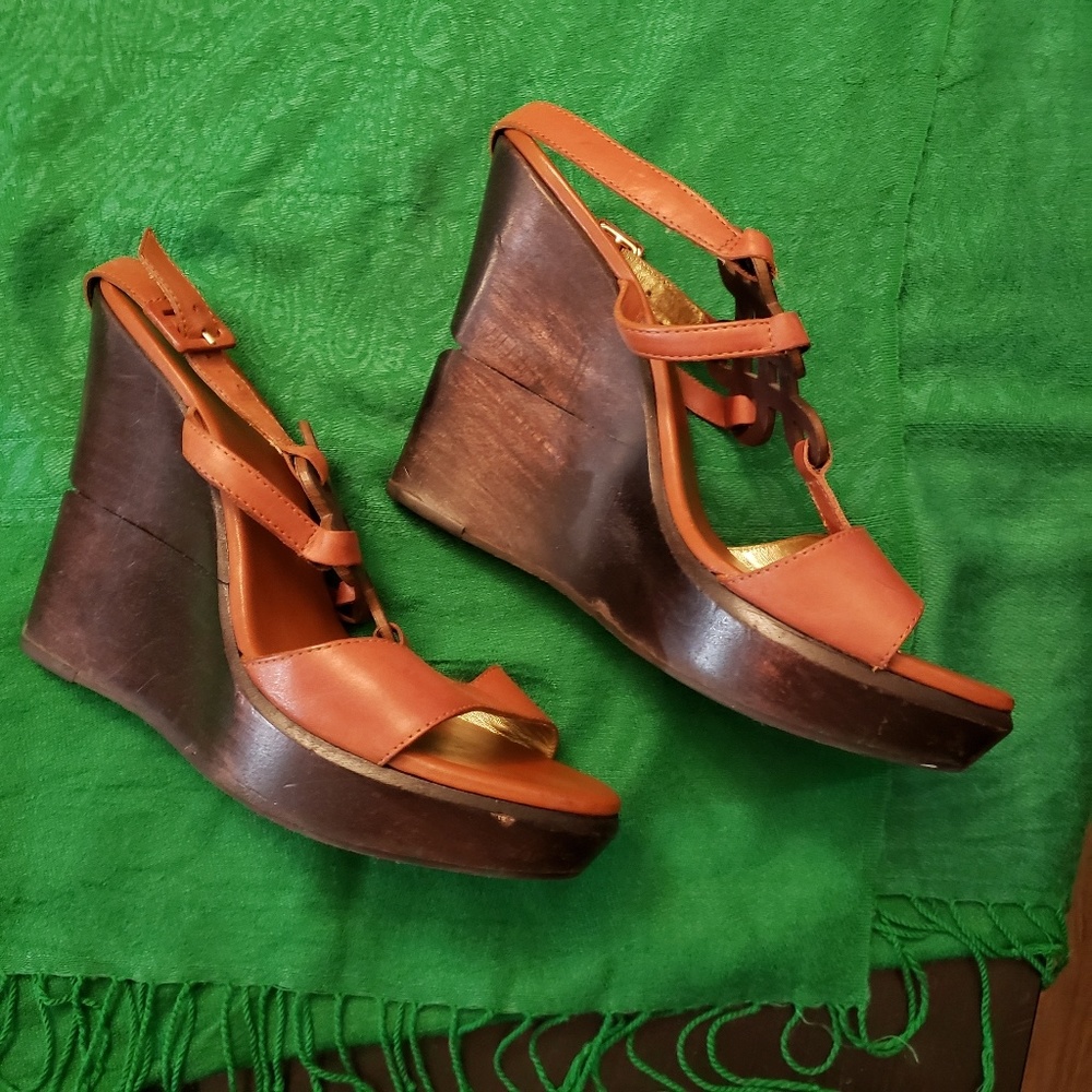 Rust orange and wood heel DVF - Picture 2 of 3